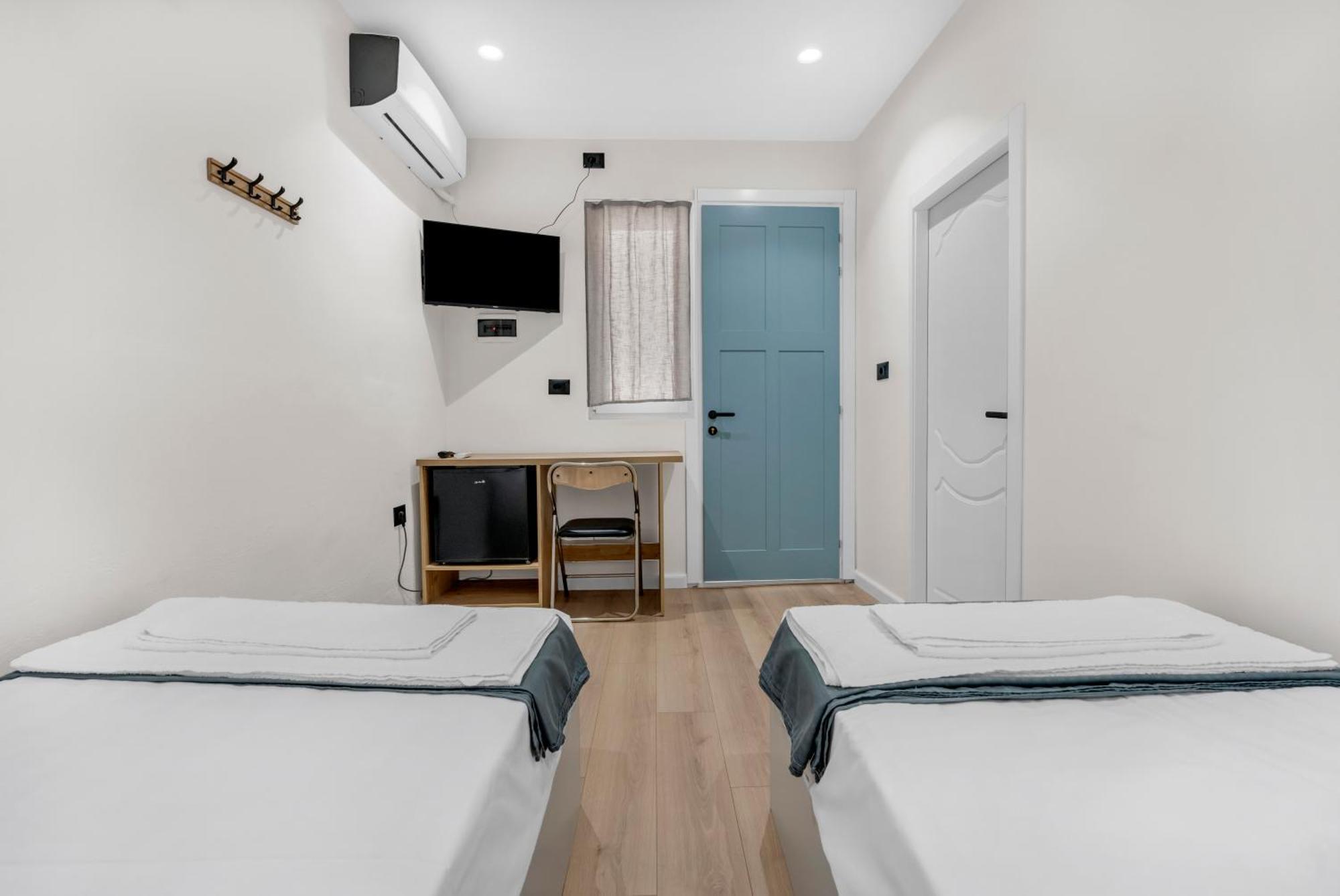 The Nook City Centre En Suite Berat Eksteriør bilde